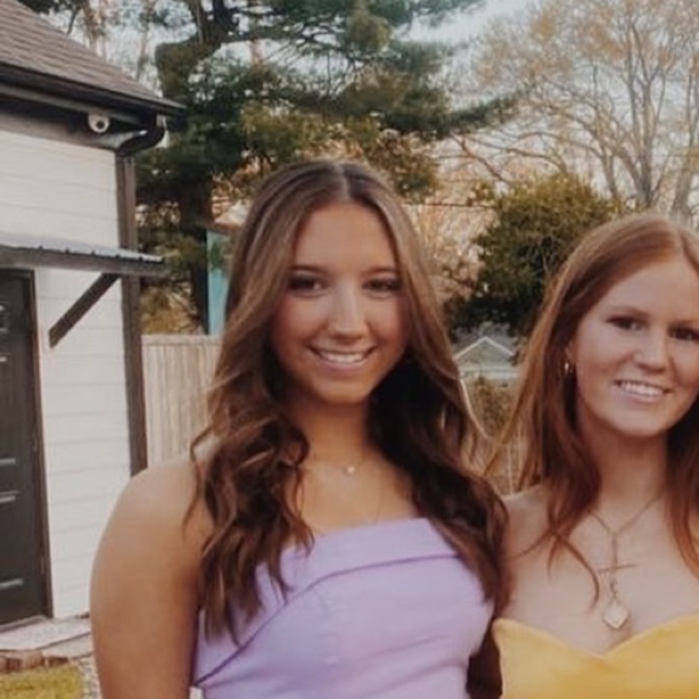 Meet your Posher, Kelsi